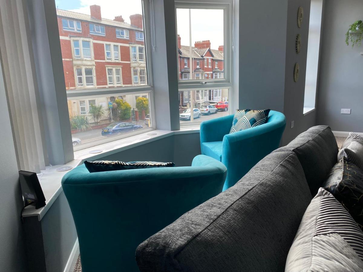 Blackpool Sleepover Apartment 4 Free Parking Sleeps 6 المظهر الخارجي الصورة